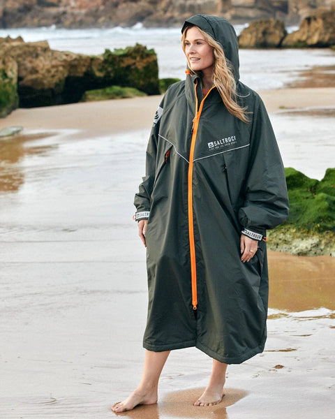 Saltrock Four Seasons Waterproof Changing Robe green/aztec