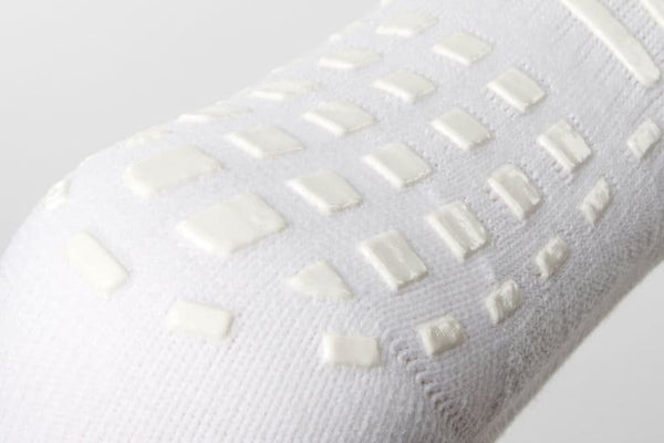 Atak Grip Socks Mid Length-White